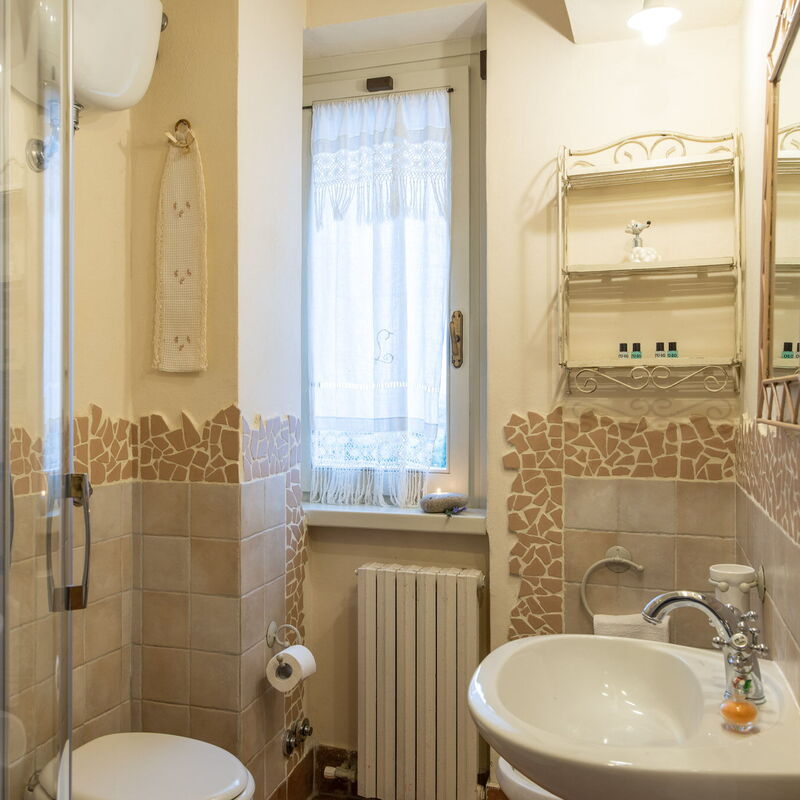 Villa Elsa di Bibbiano Pool, Sauna and View: Autumn, Bathroom, Spring, Summer