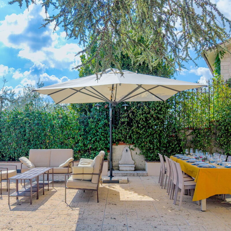 Villa Elsa di Bibbiano Pool, Sauna and View