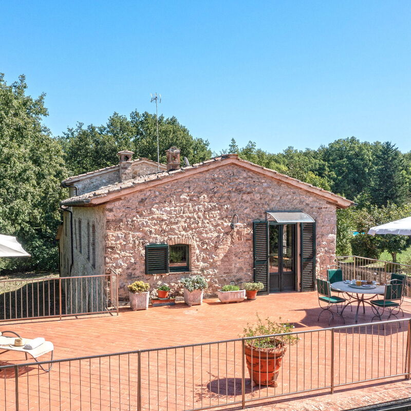 Casale del Timignano, Private Villa with Huge Garden and Pool