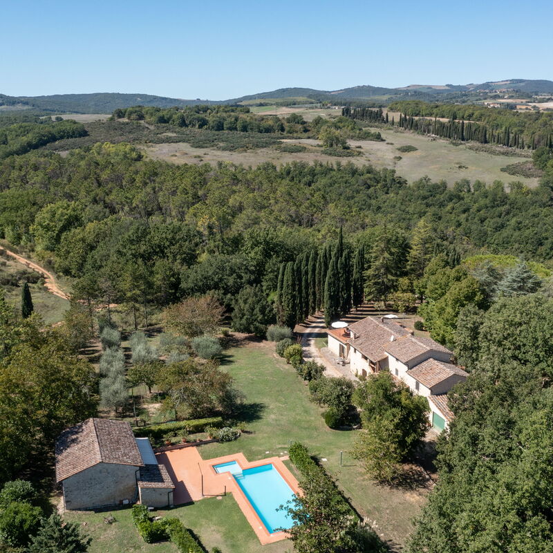 Casale del Timignano, Private Villa with Huge Garden and Pool