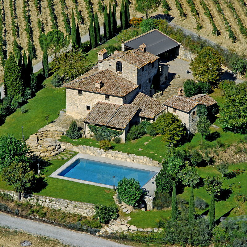 La Dimora del Chianti Dimora: Stunning Tuscan Villa on Vineyards