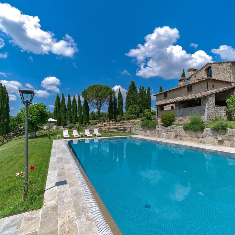 La Dimora del Chianti Dimora: Stunning Tuscan Villa on Vineyards