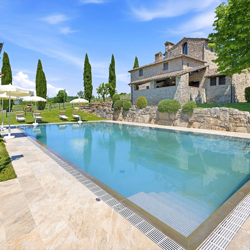 La Dimora del Chianti Dimora: Stunning Tuscan Stone Villa Surrounded by Vineyards in the Heart of Chianti