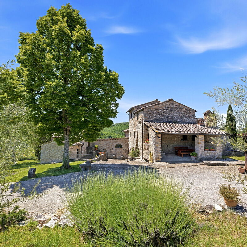 La Dimora del Chianti Dimora: Stunning Tuscan Stone Villa Surrounded by Vineyards in the Heart of Chianti