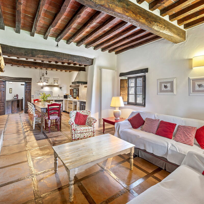 La Dimora del Chianti Dimora: Stunning Tuscan Stone Villa Surrounded by Vineyards in the Heart of Chianti