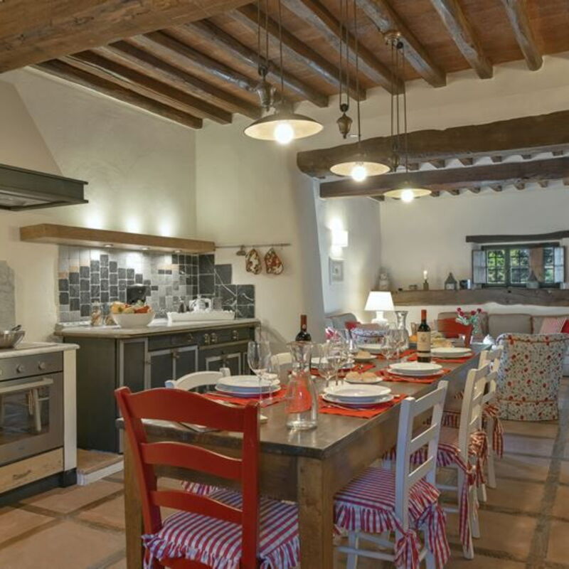 La Dimora del Chianti Dimora: Stunning Tuscan Villa on Vineyards