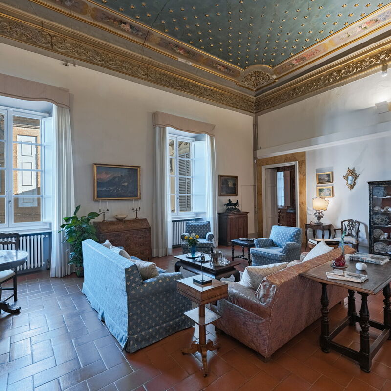 Elegant Suite: Florence Apartment with View on Medici Chapels