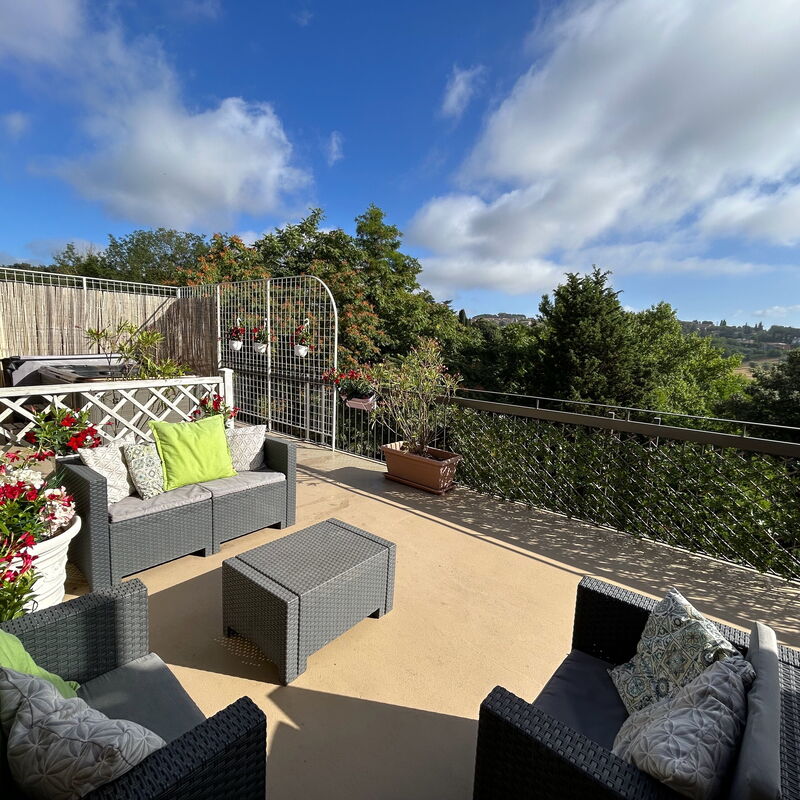 Casamia Tuscan Oasis: Architect-Designed 4Br Penthouse, Sky-High Panoramic Retreat with Easy Parking: Autumn, Balcony / Terrace / Patio, Outdoor, Spring, Summer, Winter