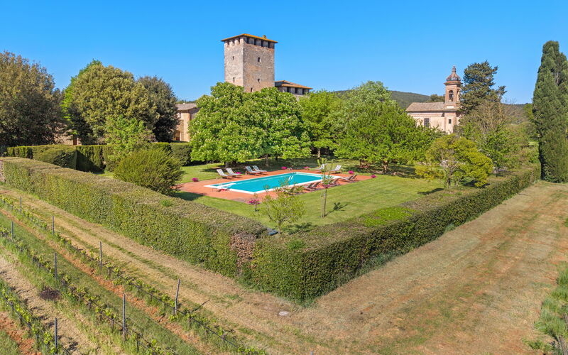 Medieval Castle Living: Vineyards, Swimming Pool & Rustic Tuscan Charm
