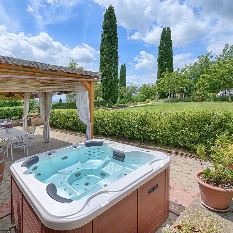 Capanna Di Elfo: all'aperto, Autunno, Estate, Giardino, Idromassaggio, Primavera, Vista Panoramica