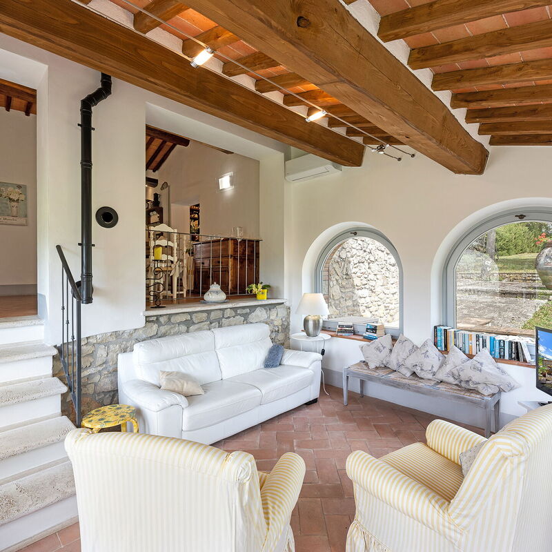 San Sano Retreat, Chianti Vineyard Views & Diving
