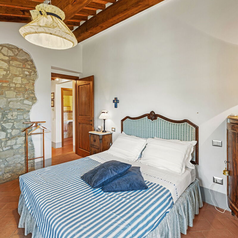 San Sano Retreat, Chianti Vineyard Views & Diving