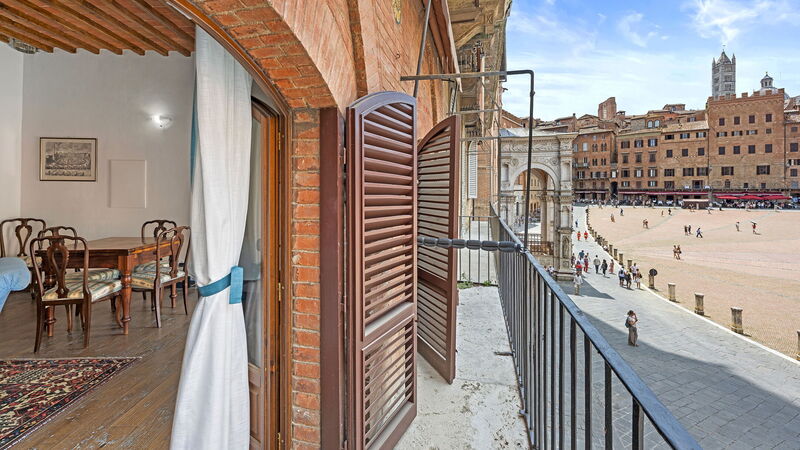La Piazza Grand Vista Suite