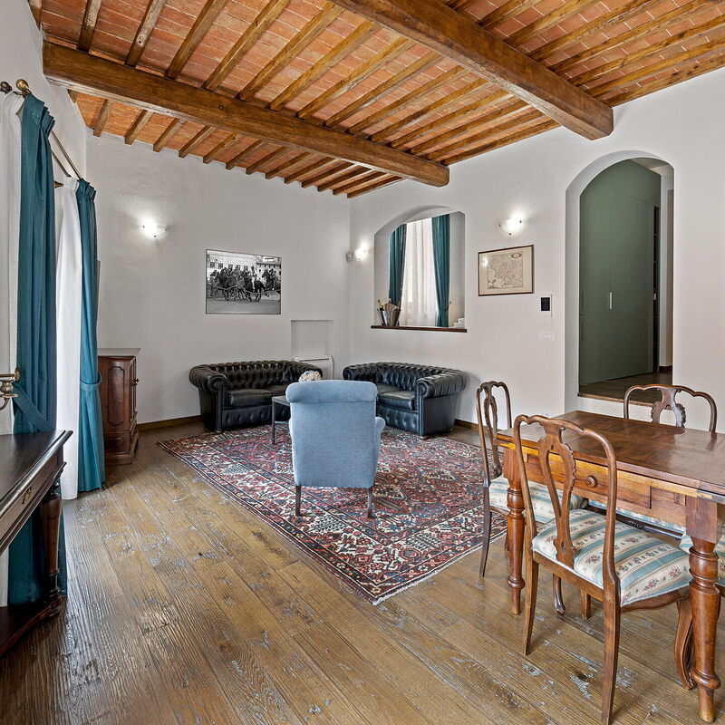 La Piazza Grand Vista Apartments