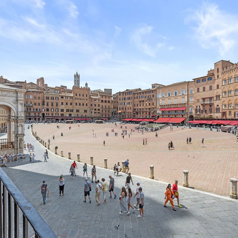 La Piazza Grand Vista Suite