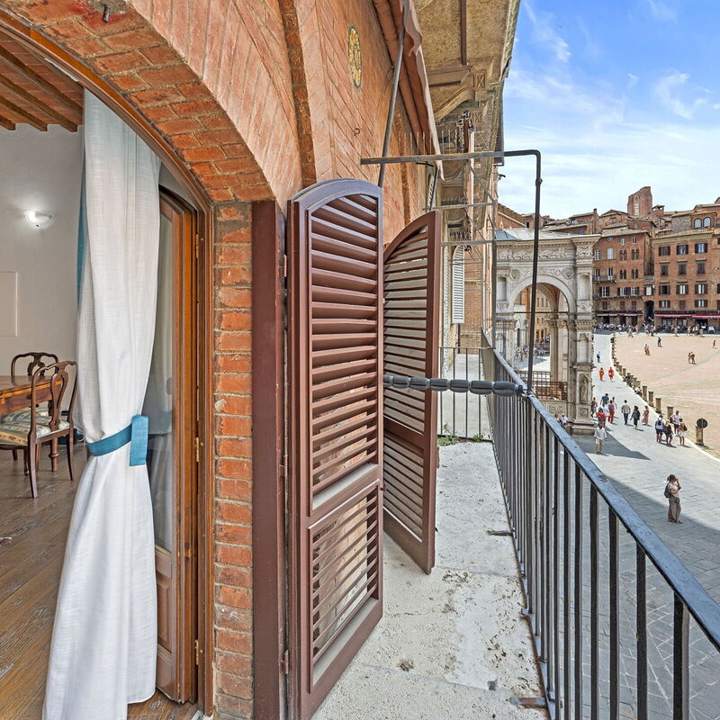 La Piazza Grand Terrace Villa
