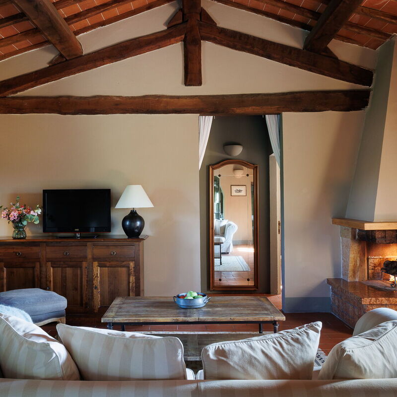 Tuscan Hamlet Relais Piettorri