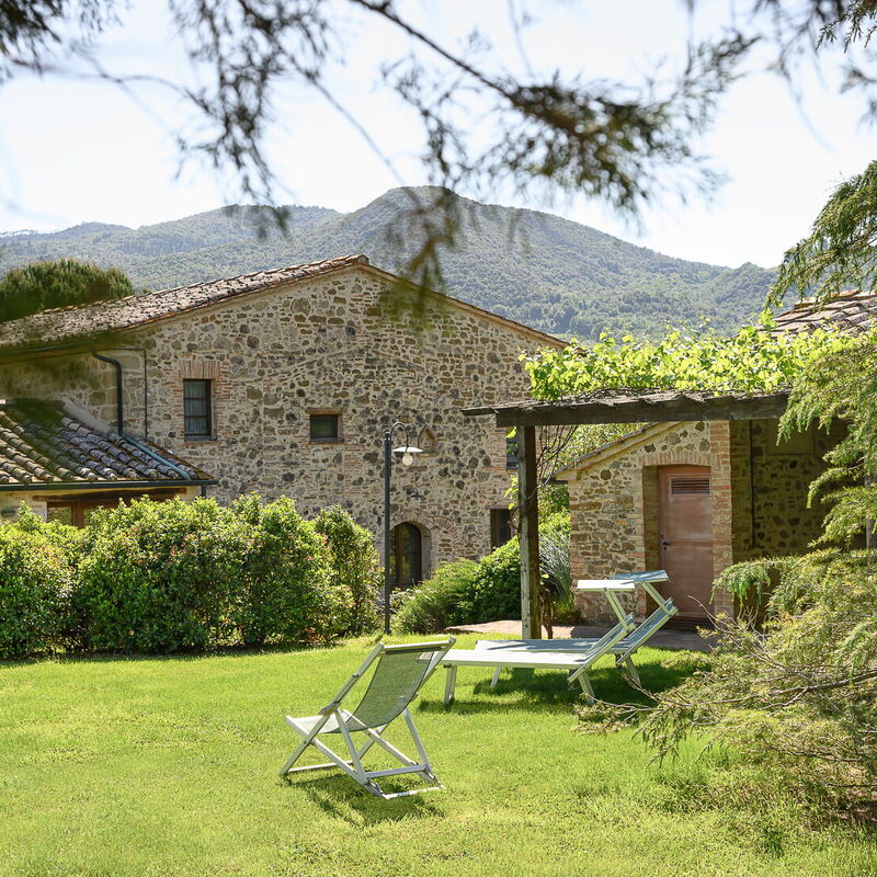Tuscan Hamlet Relais Piettorri