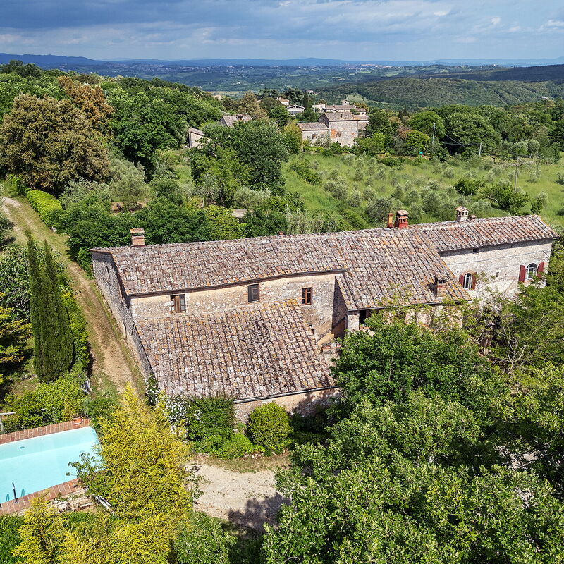 Podere Lorena, Charming Tuscan Farmhouse