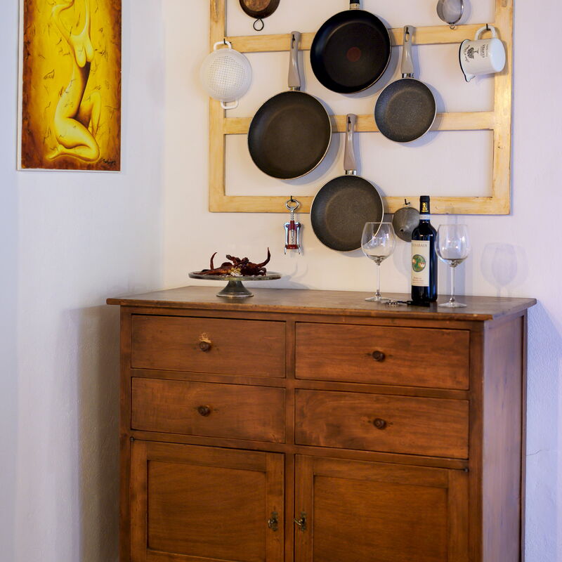 The Silent Courtyard Retreat: Spacious 2-Bedroom Sanctuary Steps from Piazza del Campo